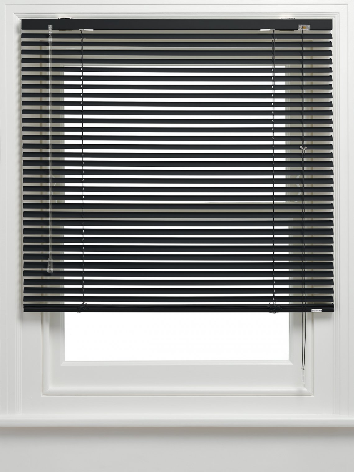 P019 Siyah Düz Alüminyum Jaluzi P019 - Görsel 1